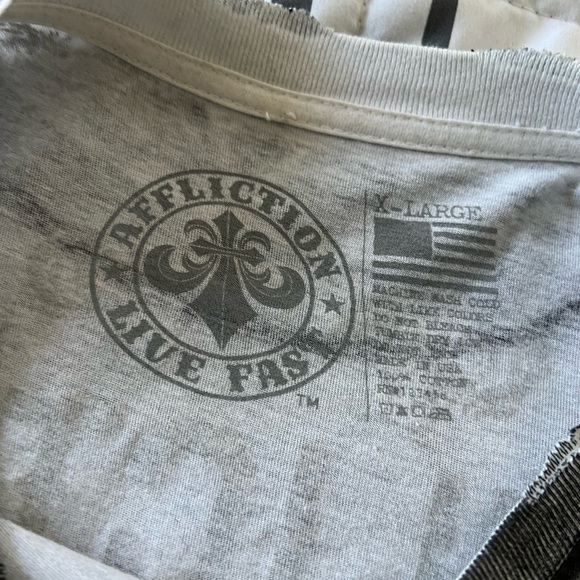 Men’s extra large affliction T-shirt - Picture 2 of 3
